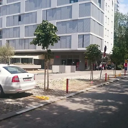 Luxury דירה