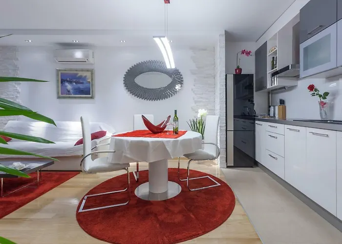 Luxury Διαμέρισμα *