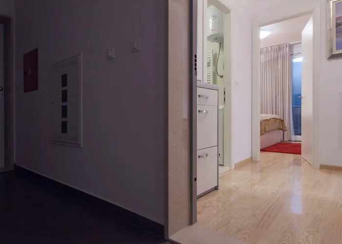 Luxury سبليت